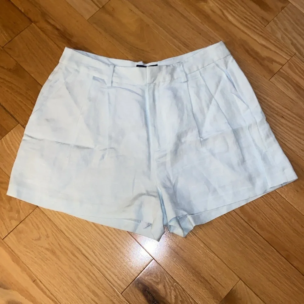 NWOT PAIGE Andie Short in Ice Flow size 10